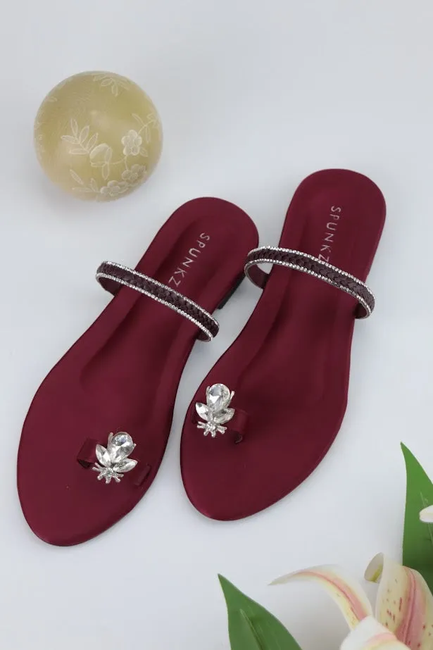 Maaya Toe Ring Diamond Bee Maroon Mash Scarlet Summer Flats